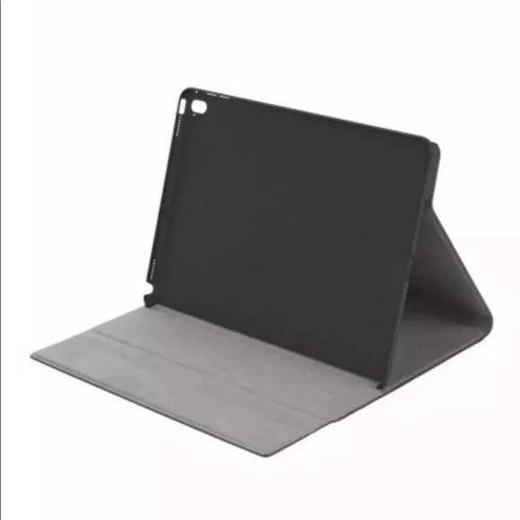 tumi ipad pro